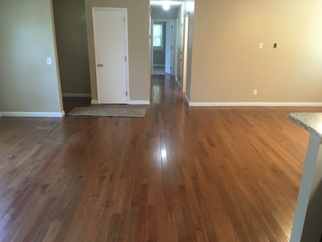 Photo - 813 Hiawatha Dr