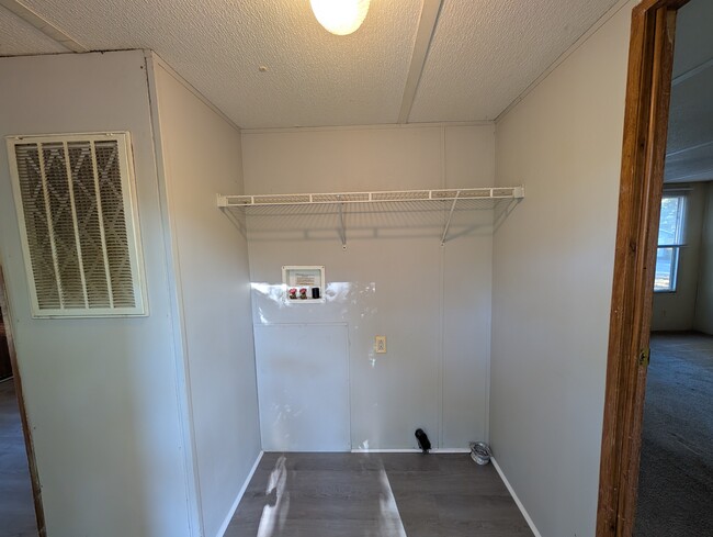 Photo - 28 Ransdell Ln