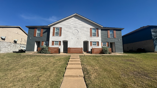 Photo - 3815 Coates Cir Townhome