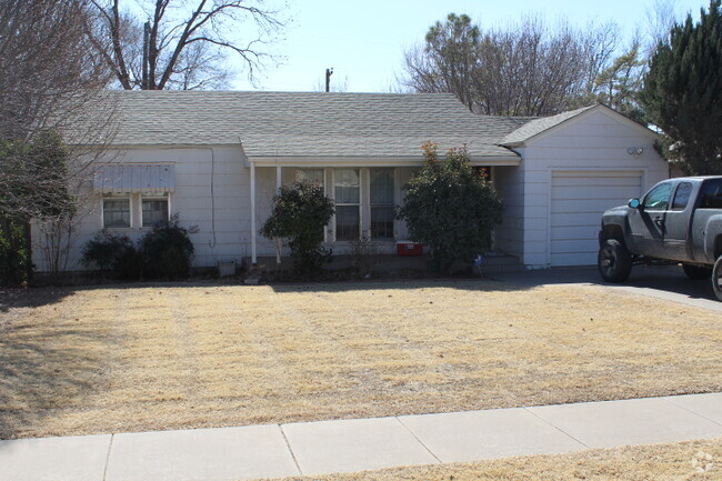 Building Photo - 2619 29th St Rental