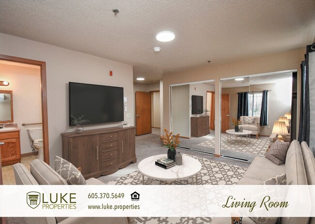 Photo - 138 N Sycamore Ave Unit 11