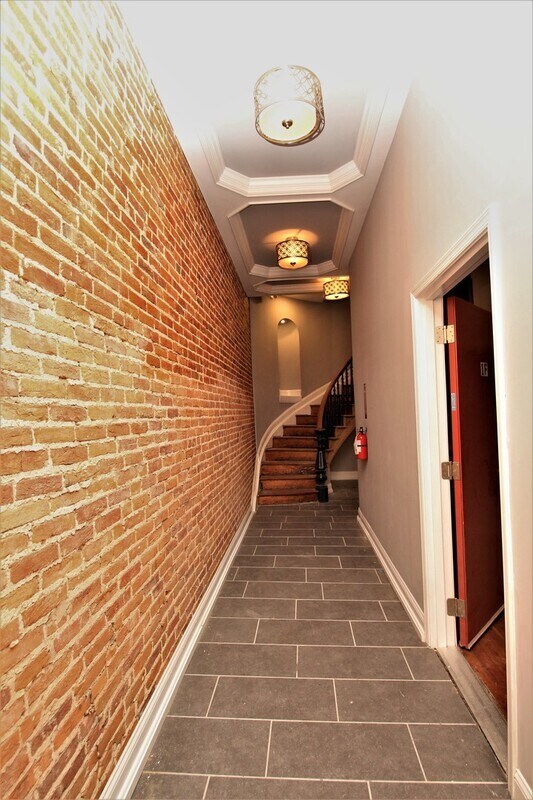 Photo - 1017 St Paul St Unidad - 2R