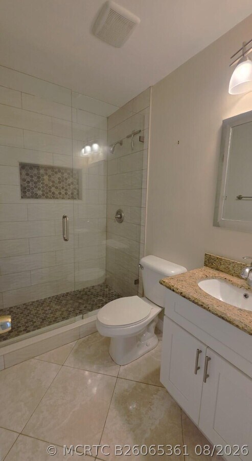 Photo - 5686 Shillington Way