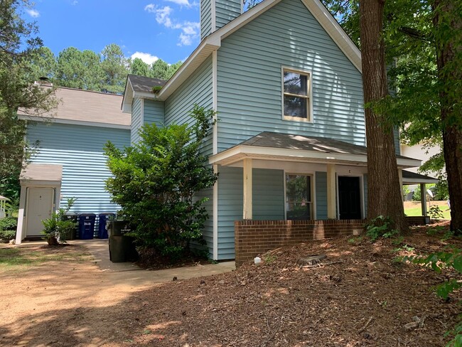 Building Photo - 4416 Unit C Rental