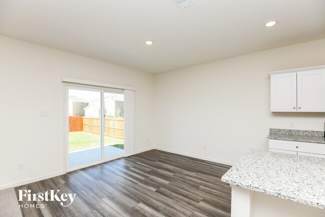 Photo - 8356 Hawkview Dr