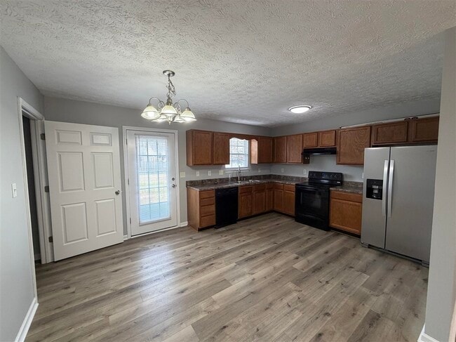 Photo - 360 Cedar Hollow Dr