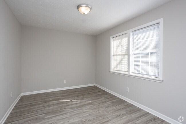1BR, 1BA - 600SF - Primary Bedroom