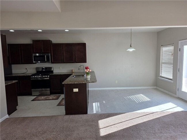 Photo - 46 Mercer Ln