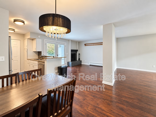 Photo - 3230 Montclaire Ct Unit 16B