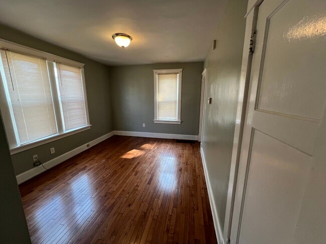 Photo - 5354 Hunter Ave Unidad 1