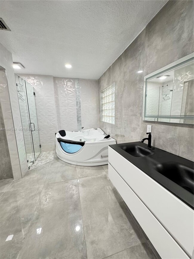 Photo - 5860 NW 111th Ave