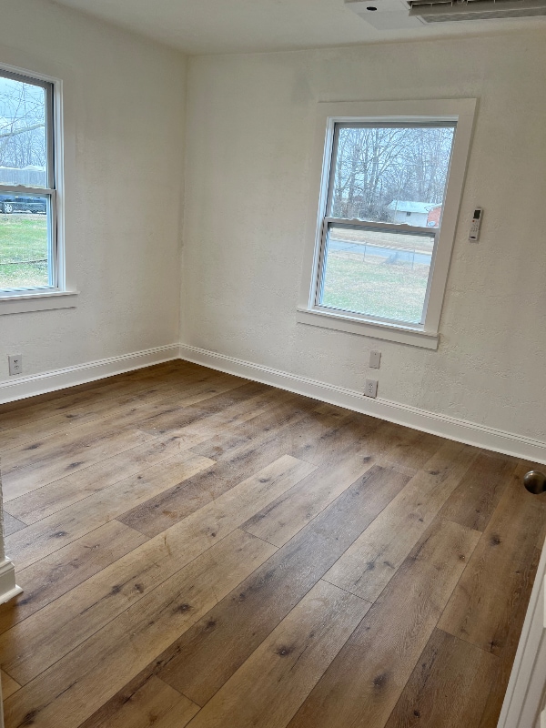 Photo - 711 W Eastland Ave