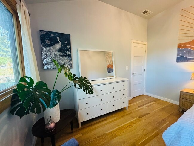 Building Photo - 7605 Atkinson Rd