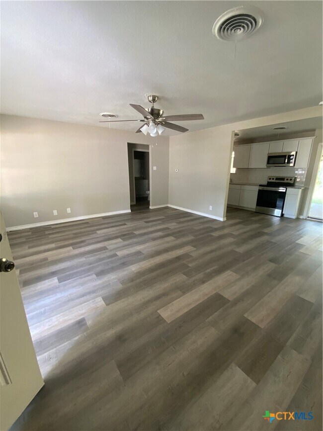 Photo - 2016 S 11th St