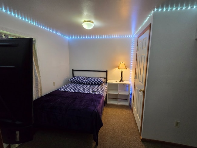 Photo - 431 SW 156th St