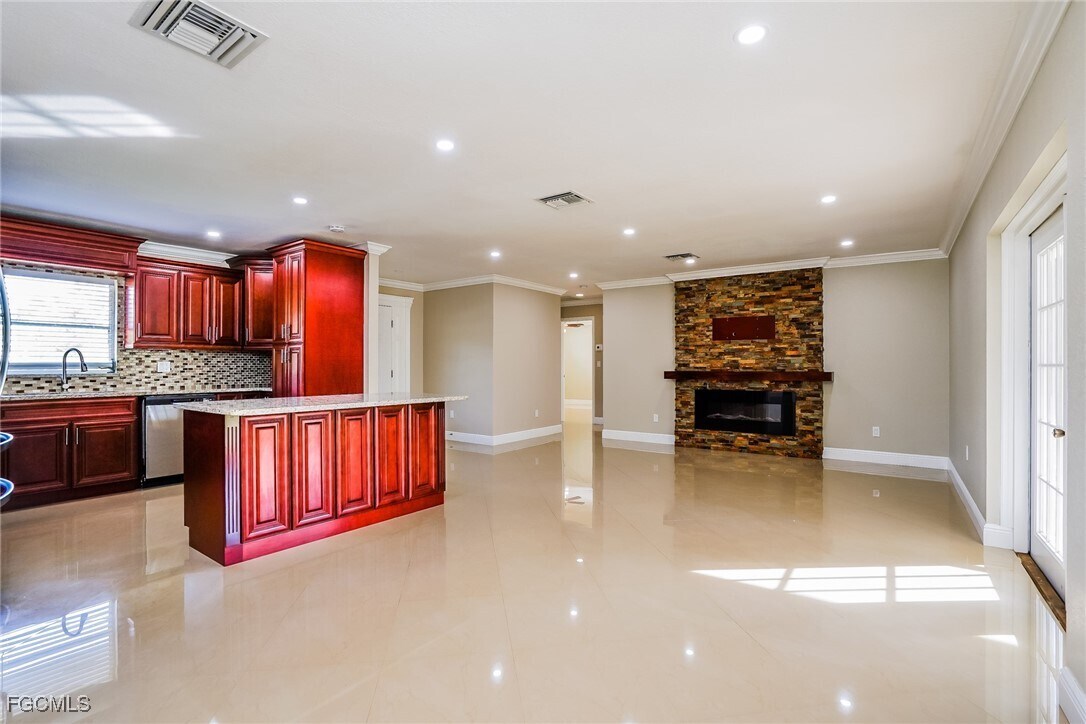 Photo - 300 East 10th Street