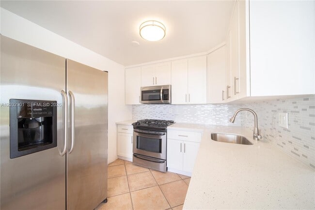 Photo - 13120 SW 92nd Ave Unidad B-PH6