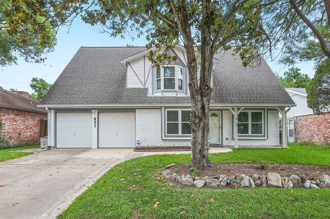 Photo - 831 Silverpines Rd Casa