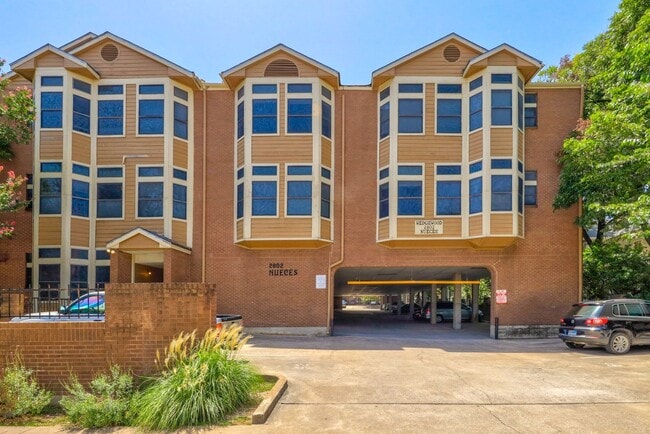 Building Photo - K624 - Wedgewood # 301 Unit 301