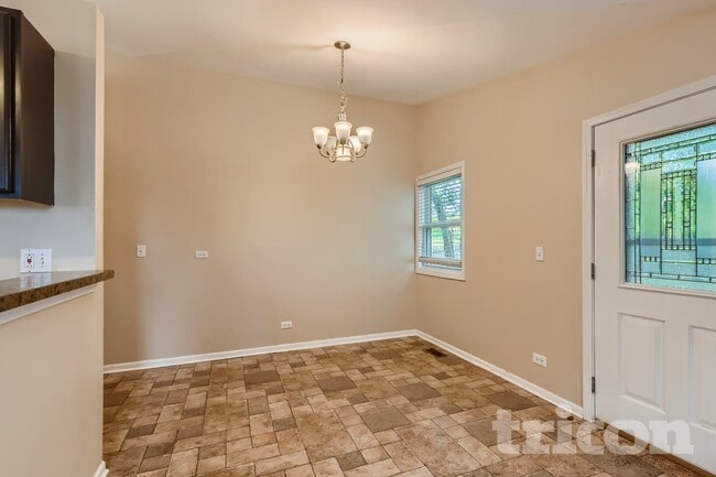 Photo - 24 Daybreak Ridge Trail