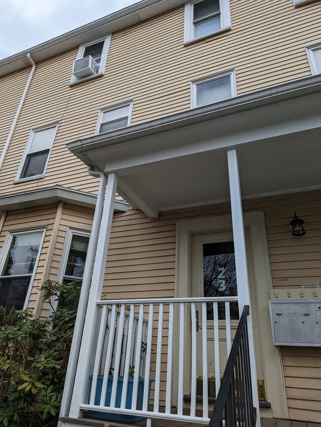 Photo - SEPTEMBER 1 Somerville Union Sq 1 BR with deck
