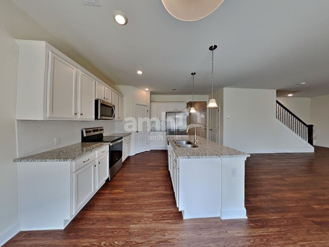 Photo - 104 Garrison Grv Ct