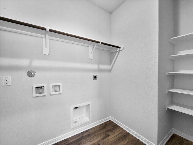 Photo - 7603 Thrips Ln