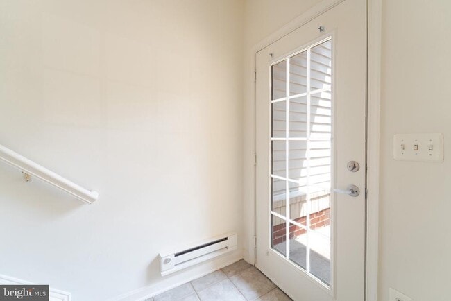 Building Photo - 11391 Aristotle Dr Unit 11-214