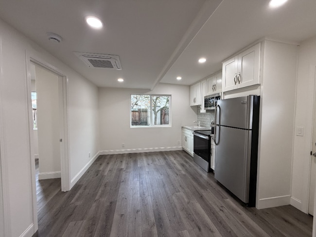 Photo - 1068 Billings Blvd