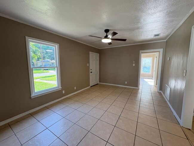 Photo - Beautiful 3 bedroom/1 bath fully remodeled home with Central Air & Heat.