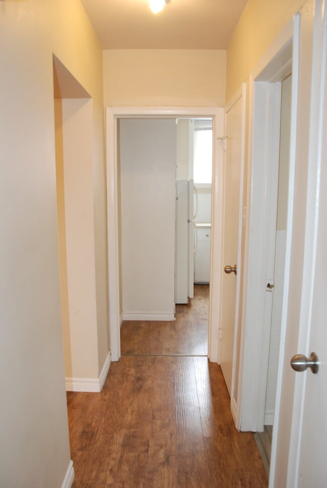 Photo - 110 Dixon St Unit 2