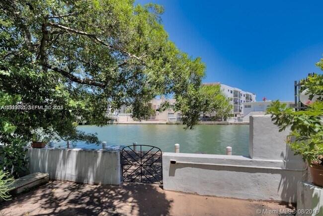 Photo - 6941 Bay Dr Unit A1