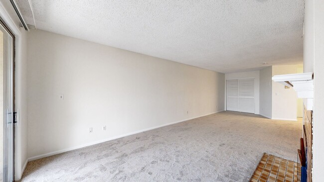 Photo - 13950 E Oxford Pl Unit 1