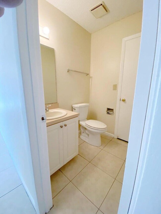 Photo - 4477 NW 3rd Dr