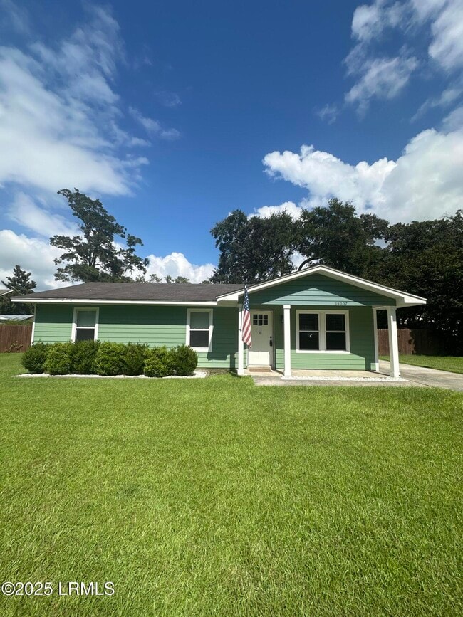 Building Photo - 14007 Kader St Rental