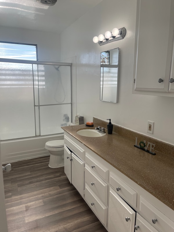 Photo - 555 Greenbrier Dr