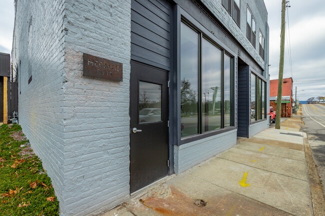 Photo - 1108 McCallie Ave