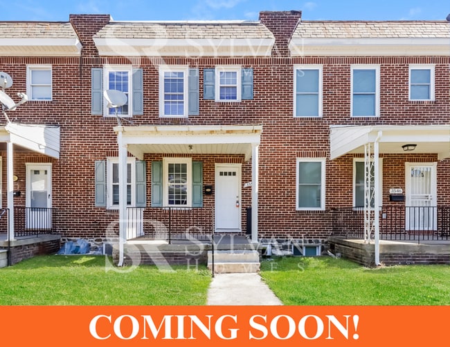Building Photo - Do not miss out on the incredible opportunity Rental