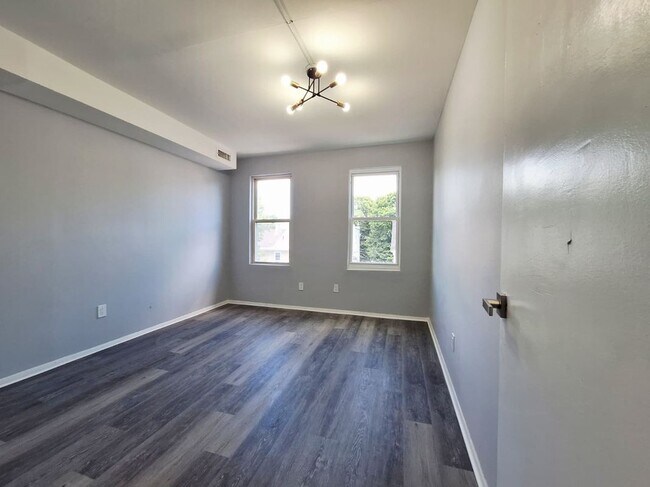 Photo - 156 Poplar St Unidad #3R