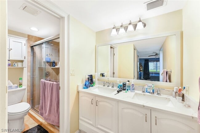 Photo - 200 Palm Dr Unit 7 R