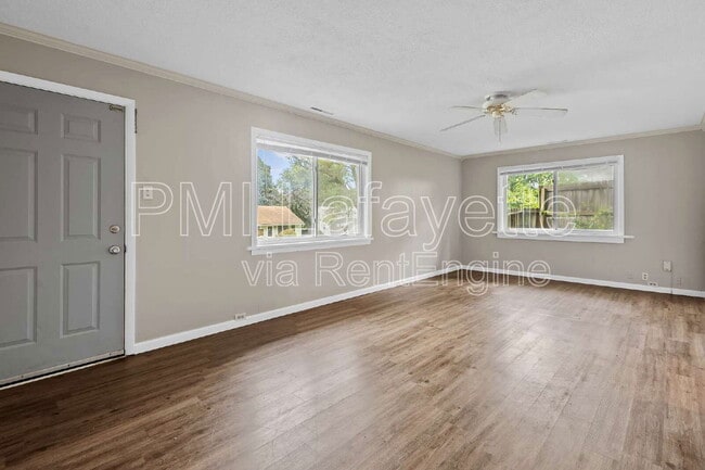 Photo - 2229 Roselawn Ave