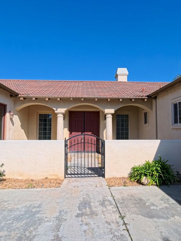 Photo - 8800 Laguna Dr