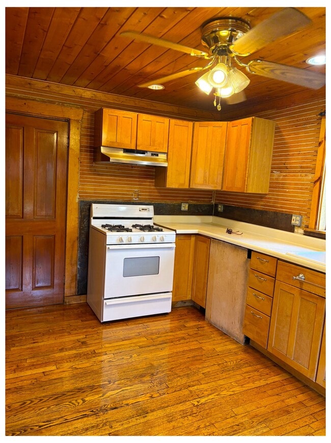 Photo - 416 S Leroux St