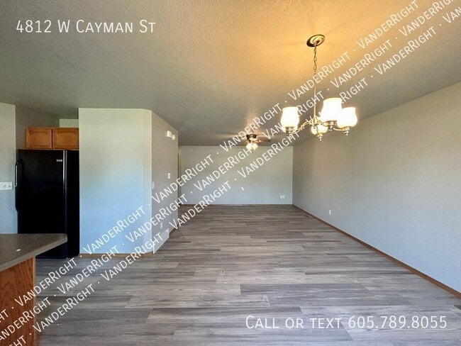 Photo - 4812 W Cayman St
