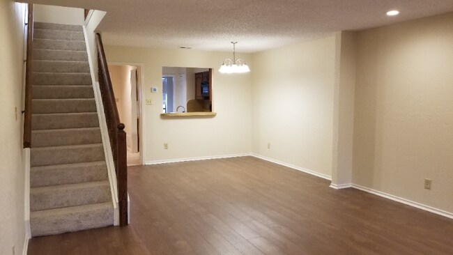 Photo - 408-B S Fannin St