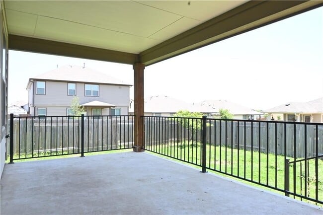 Photo - 124 Gray Wolf Dr