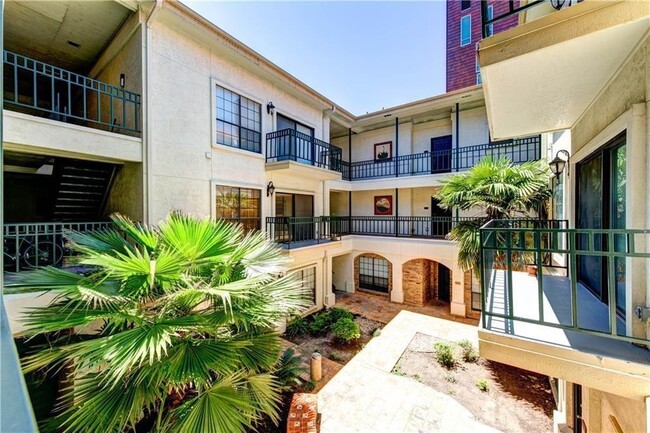 Photo - 1908 San Antonio St Condo Unit 303