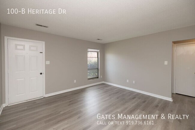 Photo - 100-B Heritage Dr-