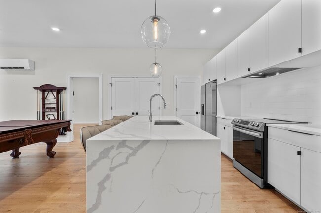 Photo - 234 Greene St Unit 204