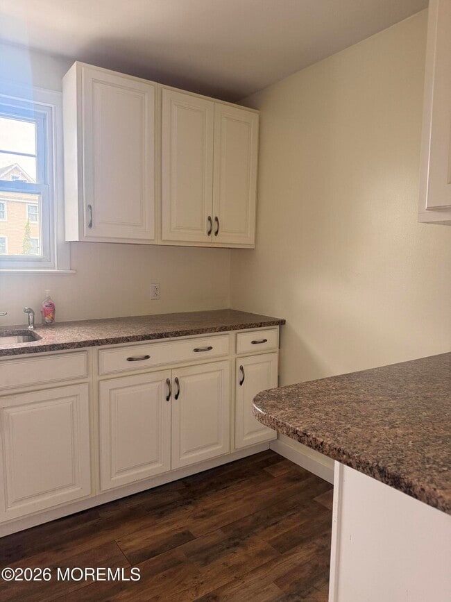 Photo - 53 Little Silver Pkwy